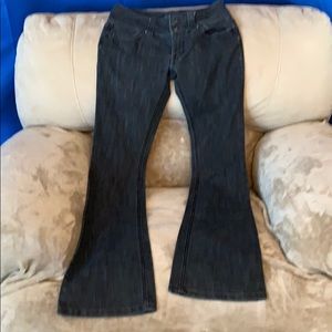 Guess jeans size 27 inseam 32
